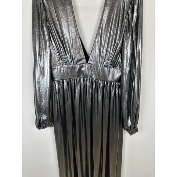 Gianni Bini Zella Metallic Plunging Long Sleeve Gown Slit Silver Formal US 6 NWT - Picture 8 of 15
